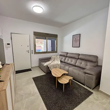 Appartement Near Playa De Cura With A Rooftop Swimming Pool